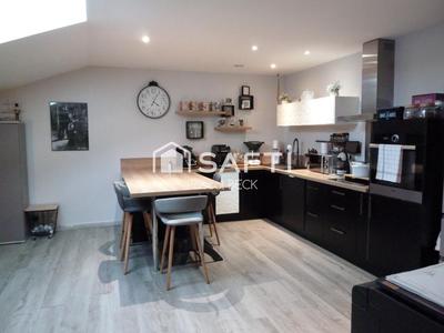 Appartement - 80 m² - 4 pièces