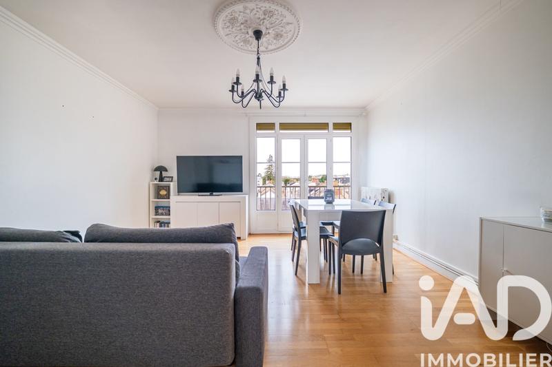 Appartement - 89 m² - 5 pièces