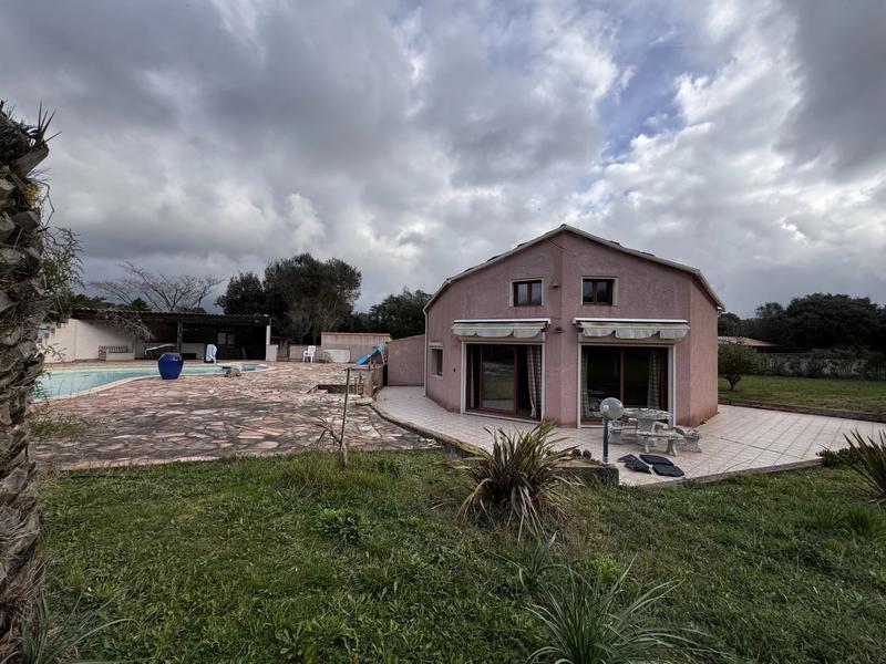 Villa - 128 m² - 4 pièces