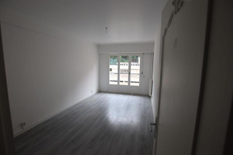 Appartement - 79 m² - 3 pièces