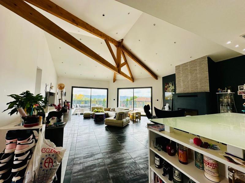 Villa - 156 m² - 6 pièces