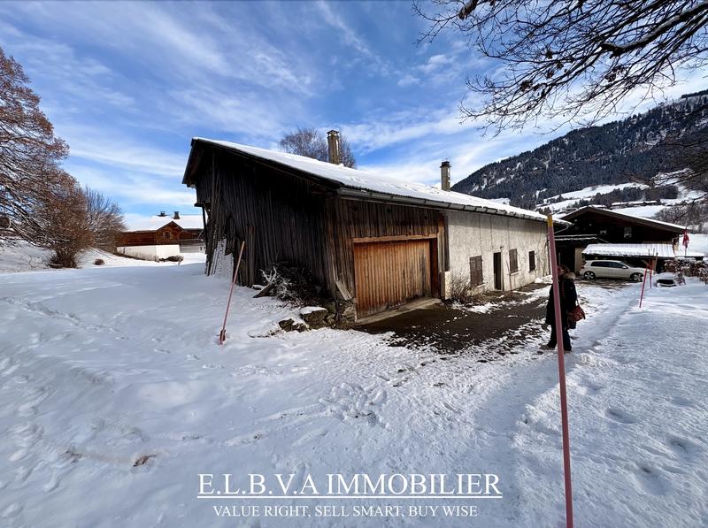 Corps de ferme - 400 m² - 12 pièces