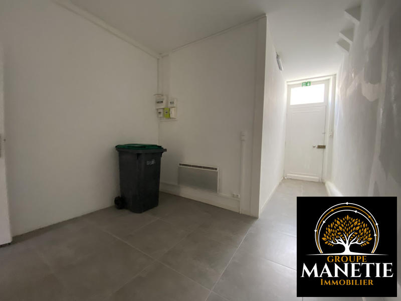 Local d'activités - 69 m² - 2 pièces