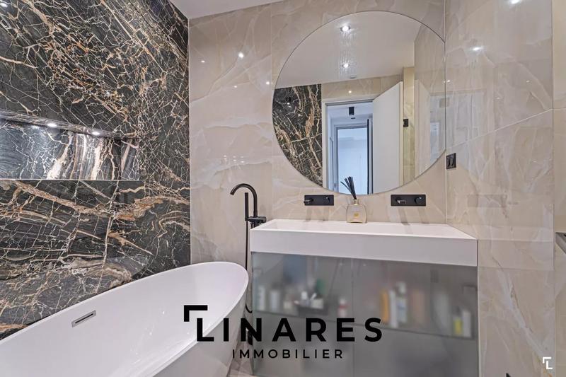 Appartement - 90 m² - 3 pièces