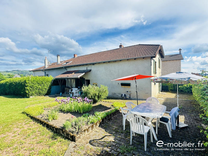 Maison - 80 m² - 4 pièces