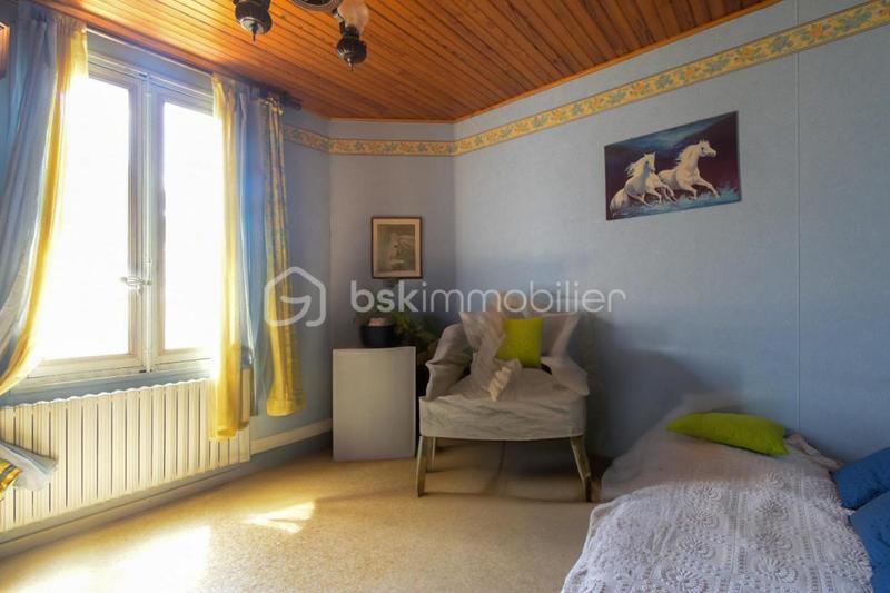 Maison - 167 m² - 7 pièces