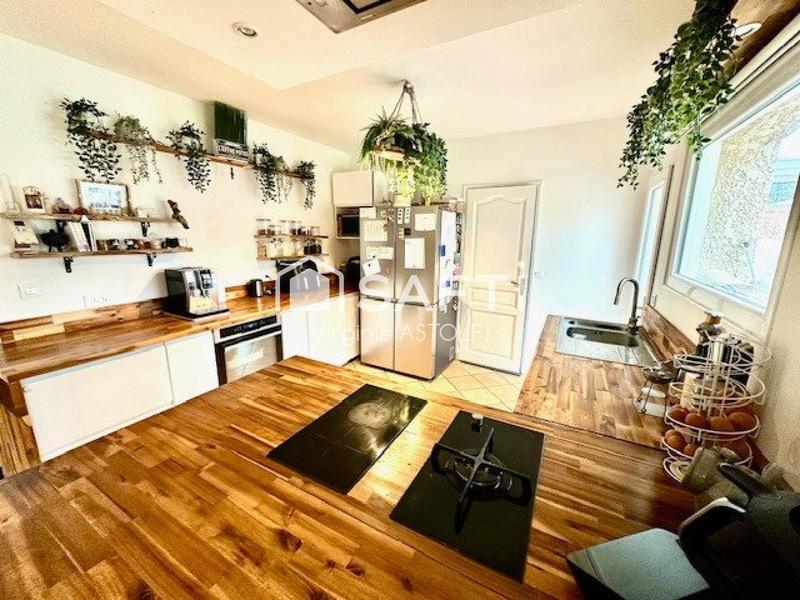 Maison - 153 m² - 8 pièces