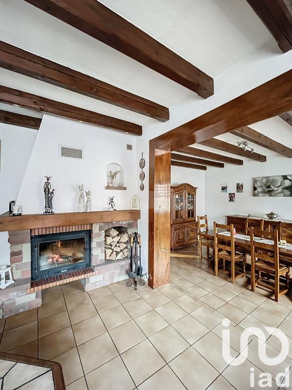 Maison - 220 m² - 9 pièces