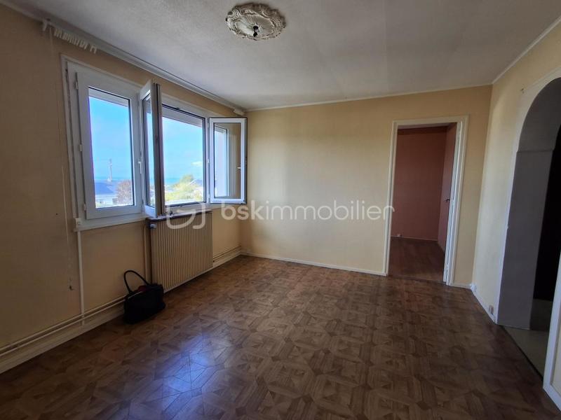 Appartement - 64 m² - 4 pièces