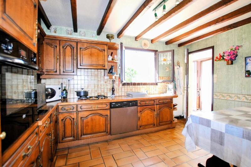 Maison - 170 m² - 8 pièces