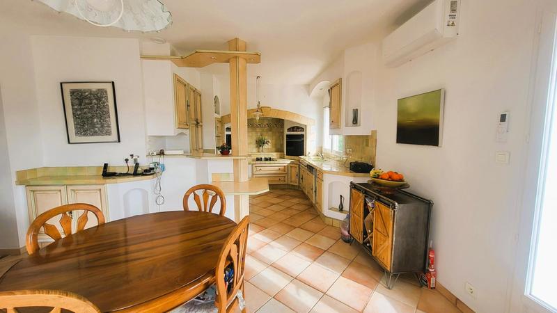 Bastide - 185 m² - 6 pièces