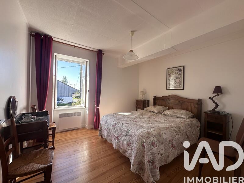 Maison - 168 m² - 5 pièces