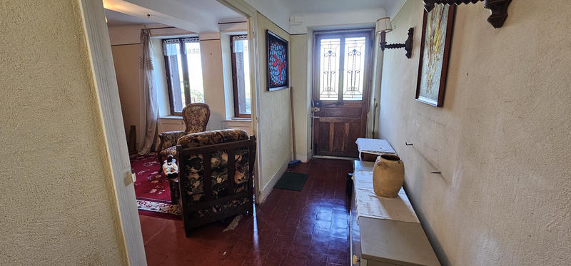 Maison - 122 m² - 8 pièces