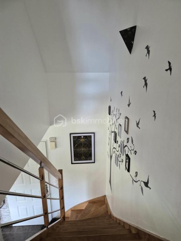 Maison - 114 m² - 6 pièces