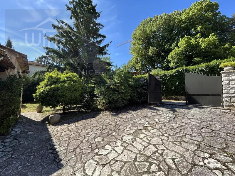 Maison jumelée - 5 pièces