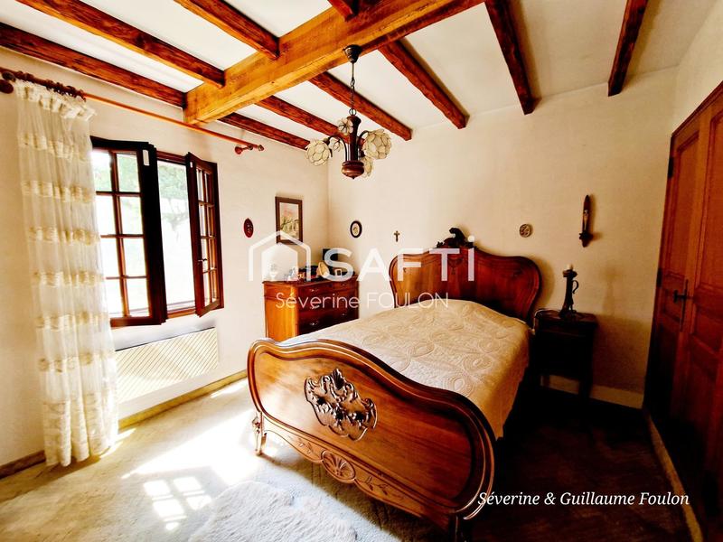 Maison - 185 m² - 9 pièces