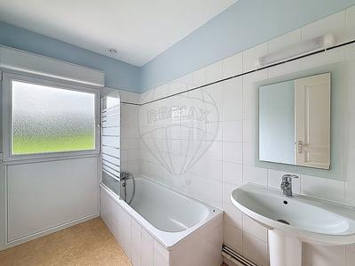 Maison - 61 m² - 4 pièces