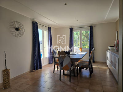 Maison - 167 m² - 6 pièces