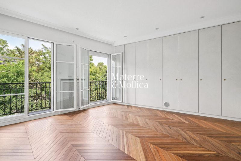 Appartement - 120 m² - 5 pièces