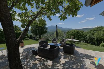 Maison - 195 m² - 9 pièces