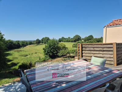 Maison - 142 m² - 10 pièces