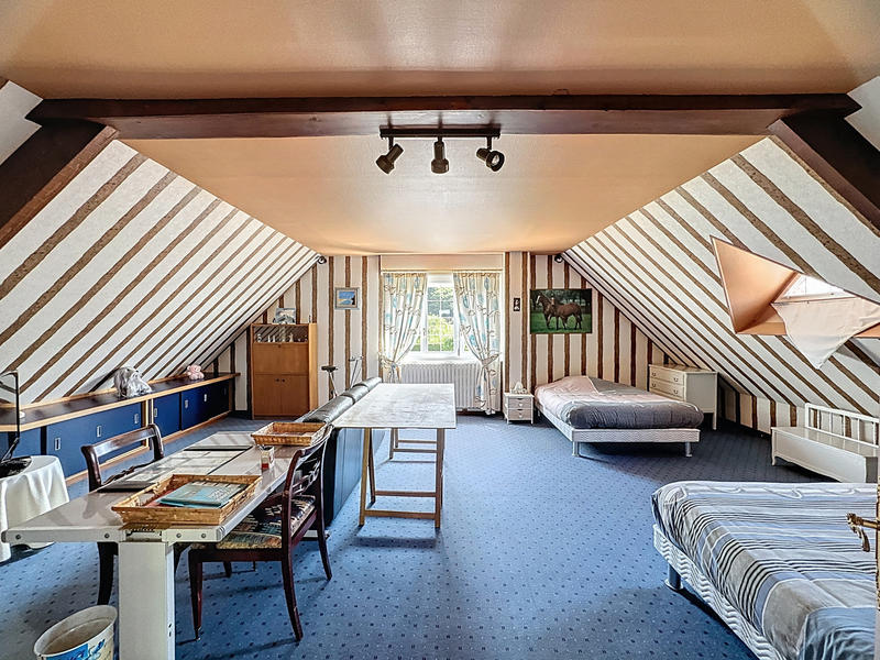 Maison - 164 m² - 7 pièces