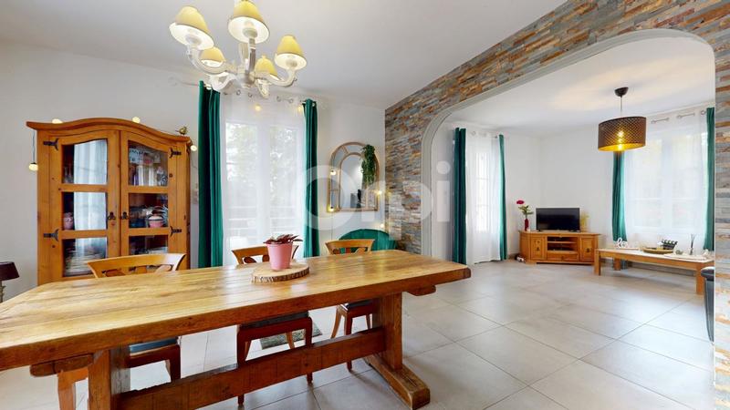 Maison - 140 m² - 6 pièces