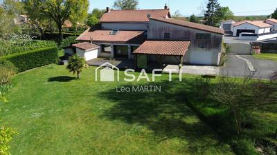 Maison - 200 m² - 7 pièces