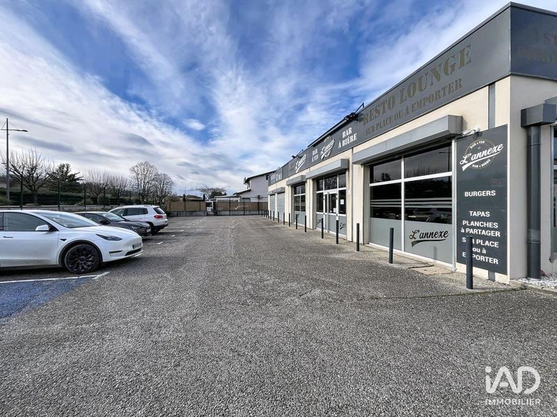 Local commercial - 237 m²