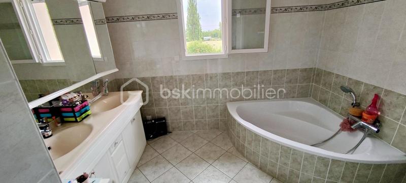 Pavillon - 145 m² - 7 pièces