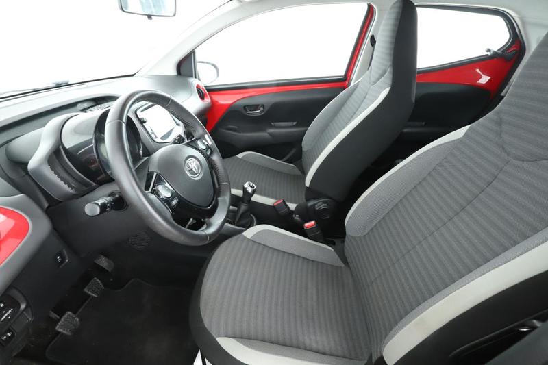 Toyota Aygo 1.0 Vvt-i X-Play 5p 72 ch