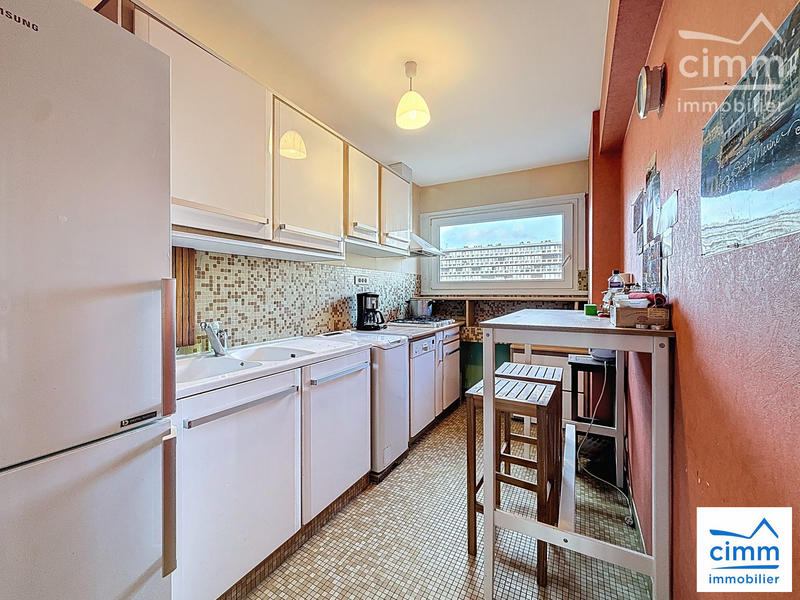 Appartement - 76 m² - 5 pièces