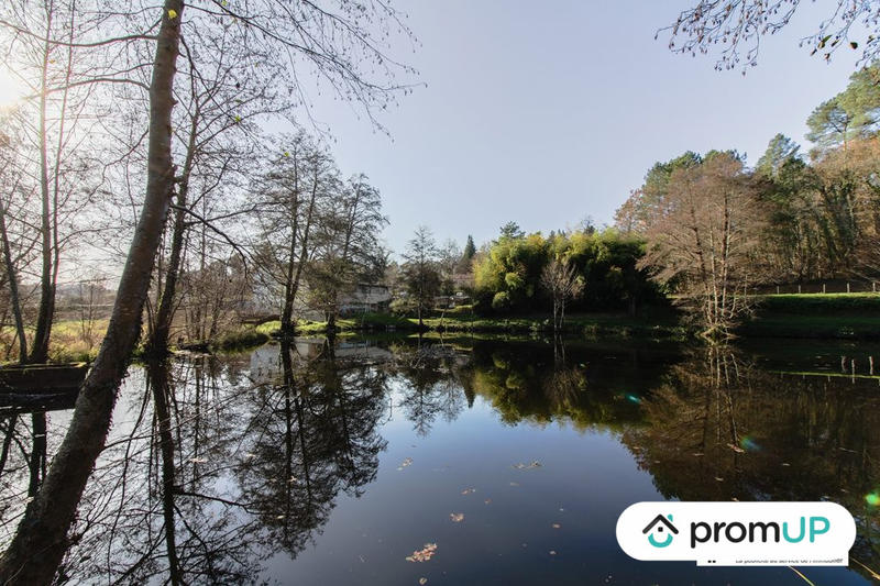 Local commercial - 691 m² - 18 pièces