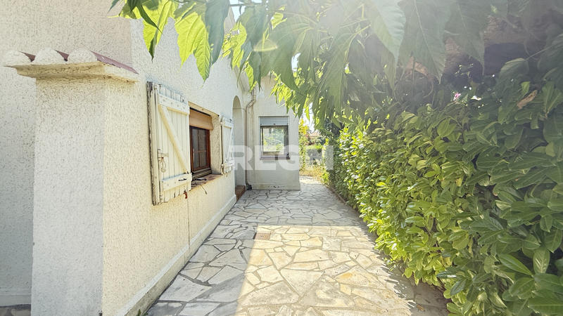 Villa - 96 m² - 6 pièces