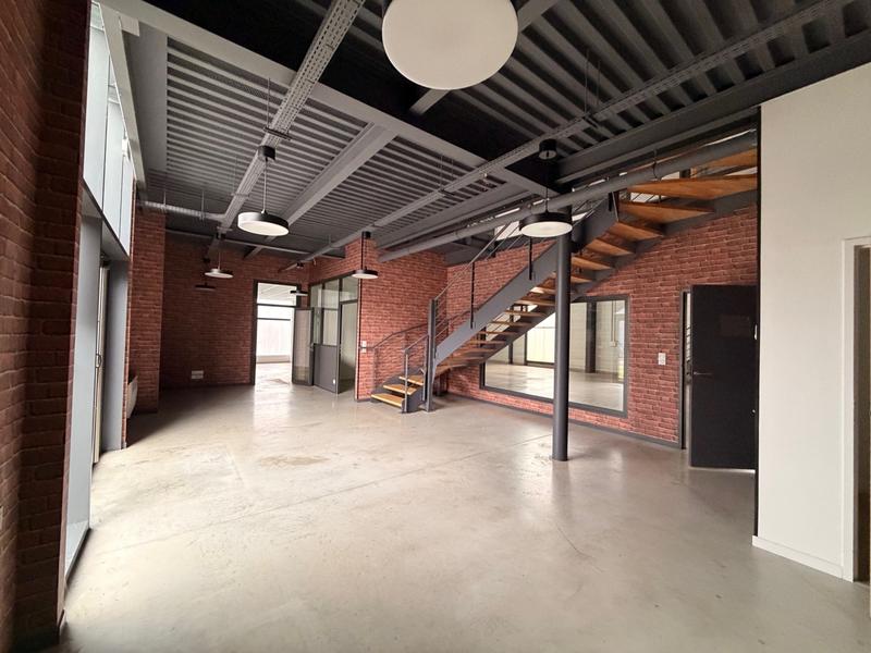 Local commercial - 451 m² - 8 pièces