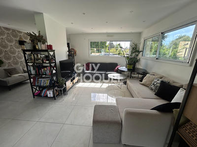 Maison - 170 m² - 7 pièces