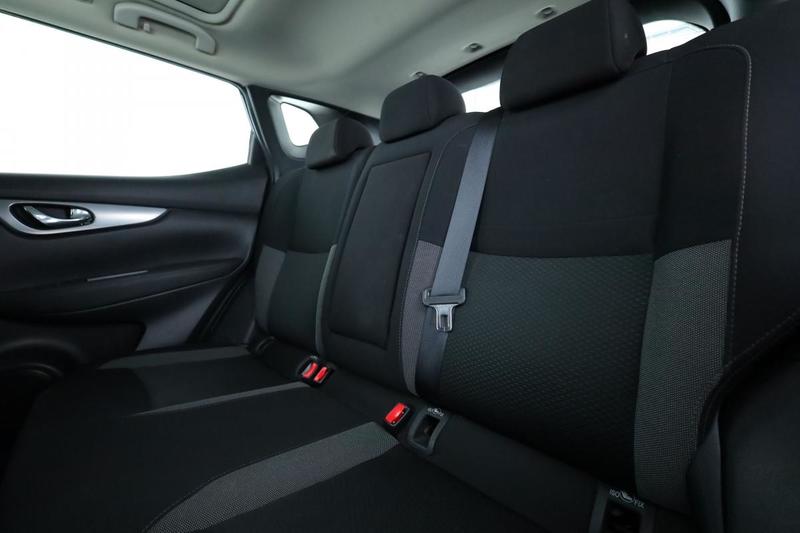 Nissan Qashqai 1.3 Dig-T n-Connecta 140 ch