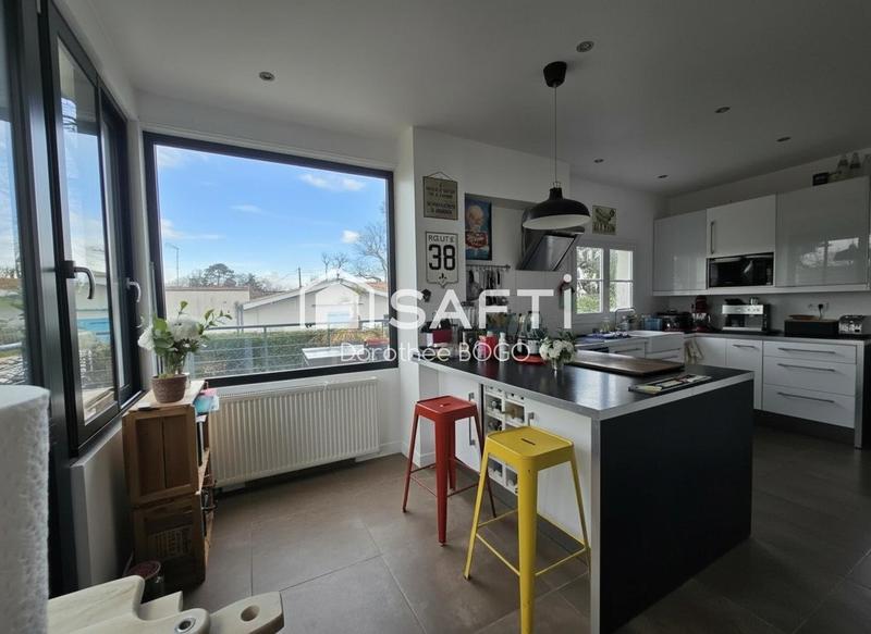 Maison - 135 m² - 5 pièces