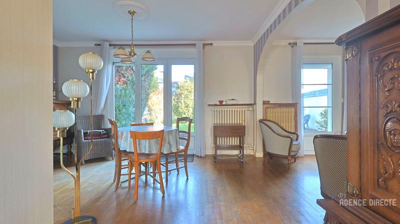 Maison - 95 m² - 5 pièces