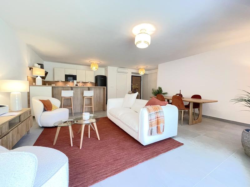 Appartement - 75 m² - 3 pièces