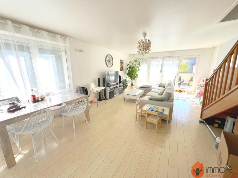 Appartement - 86 m² - 4 pièces