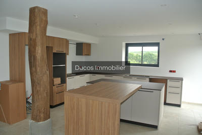 Maison - 310 m² - 8 pièces