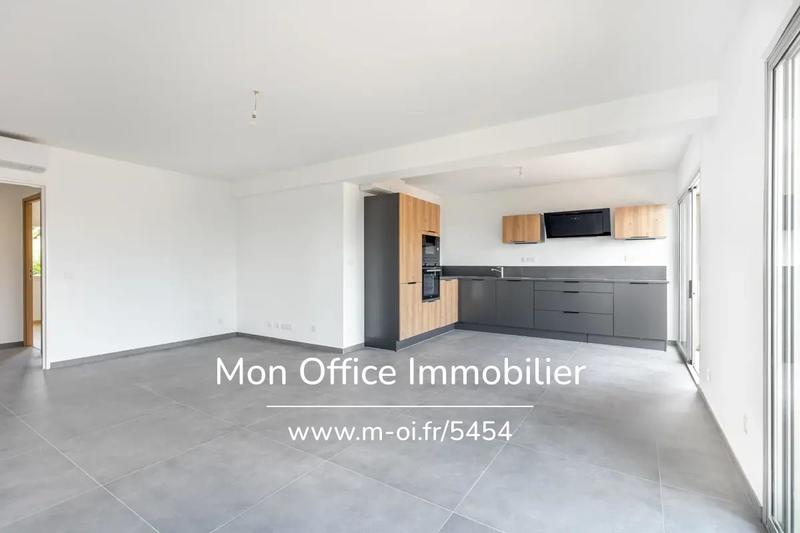 Appartement - 82 m² - 4 pièces