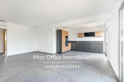 Appartement - 82 m² - 4 pièces