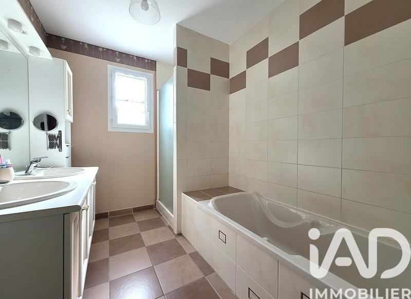 Maison - 127 m² - 5 pièces