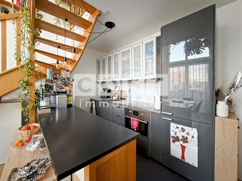 Appartement - 98 m² - 4 pièces