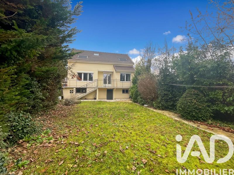 Maison - 102 m² - 6 pièces