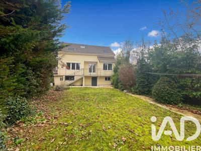 Maison - 102 m² - 6 pièces