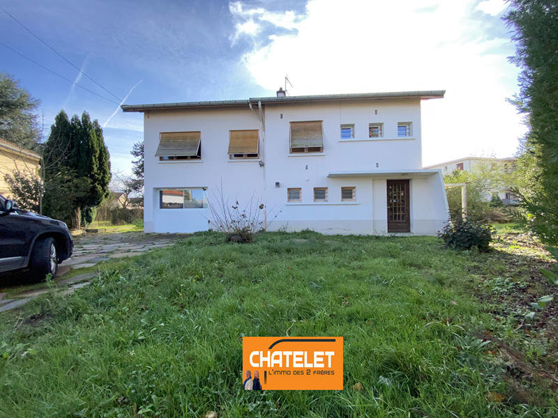 Maison - 170 m² - 6 pièces