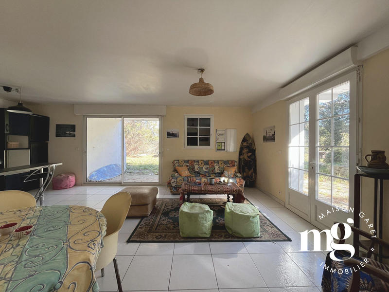 Maison ancienne - 250 m² - 9 pièces